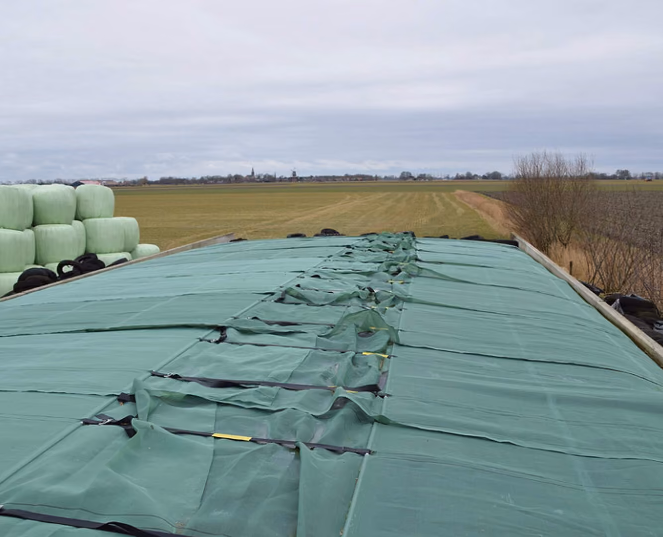 Silage Safe Abdeckung auf einem Fahrsilo im Freien